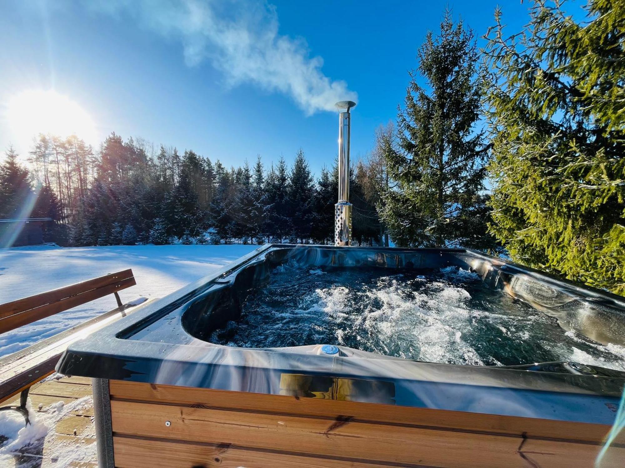 Sumowo  Domek Z Kominkiem Nad Jeziorem Z Jacuzzi Ogrodowym מראה חיצוני תמונה